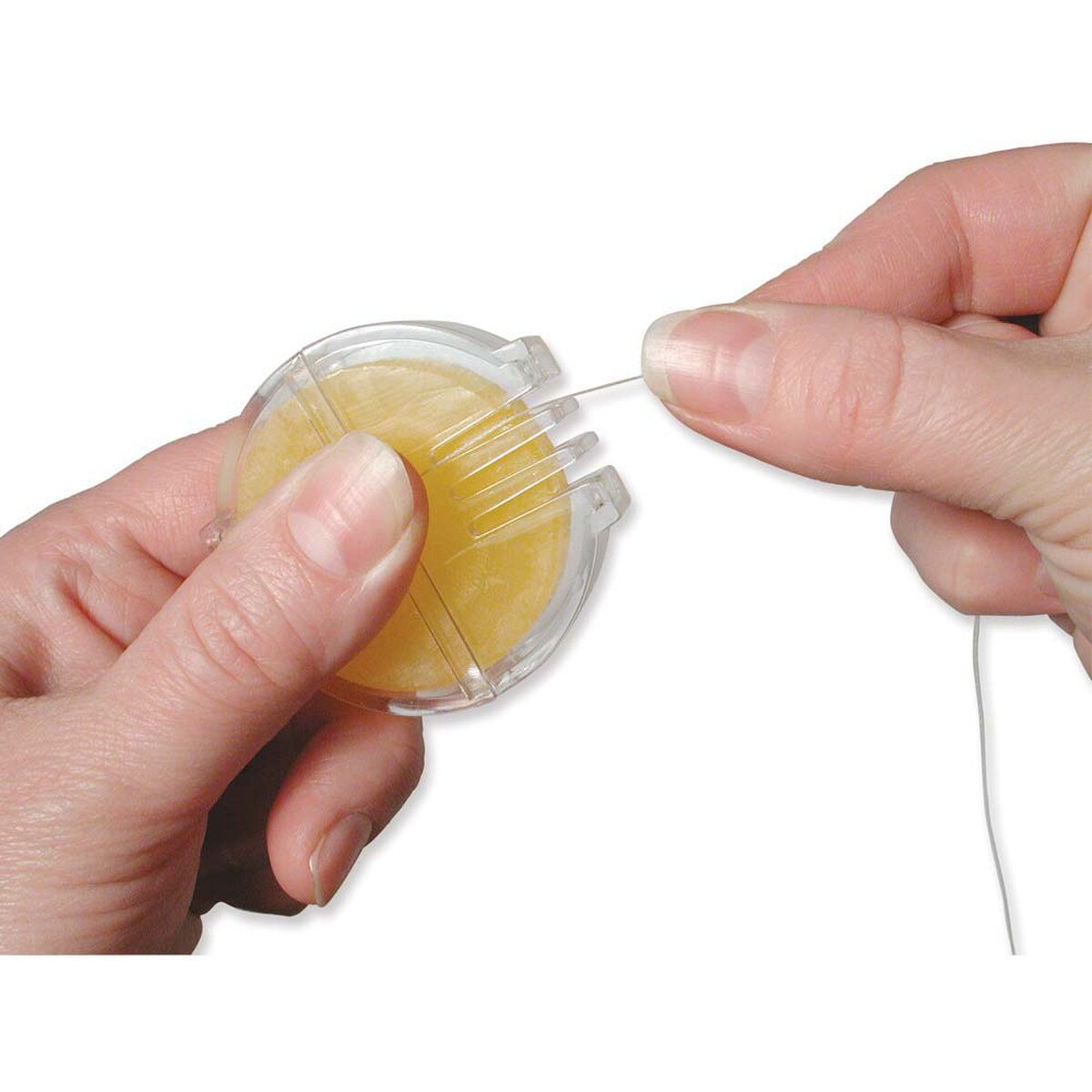 Beeswax Thread Conditioner – Blister Pack