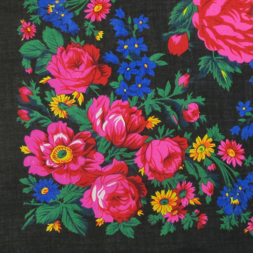 Rose Scarf Black 30"x30"