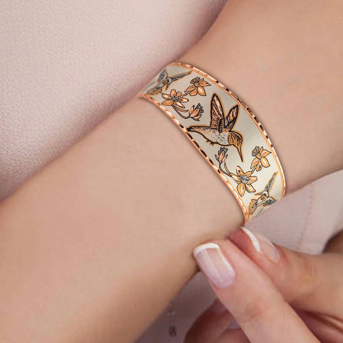 Hummingbird Design Adjustable Bracelet